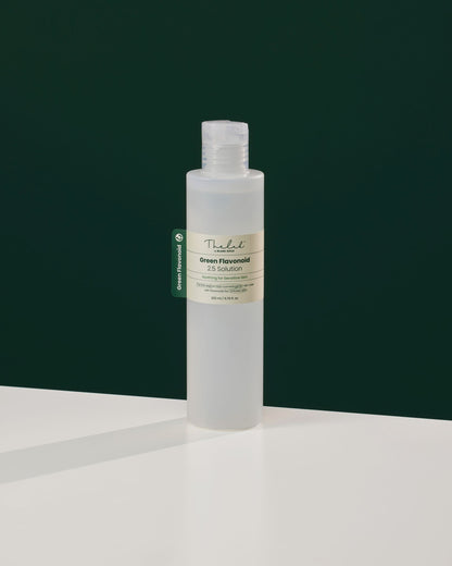 THE LAB by blanc doux Green Flavonoid Solution 200ml — official product image 6