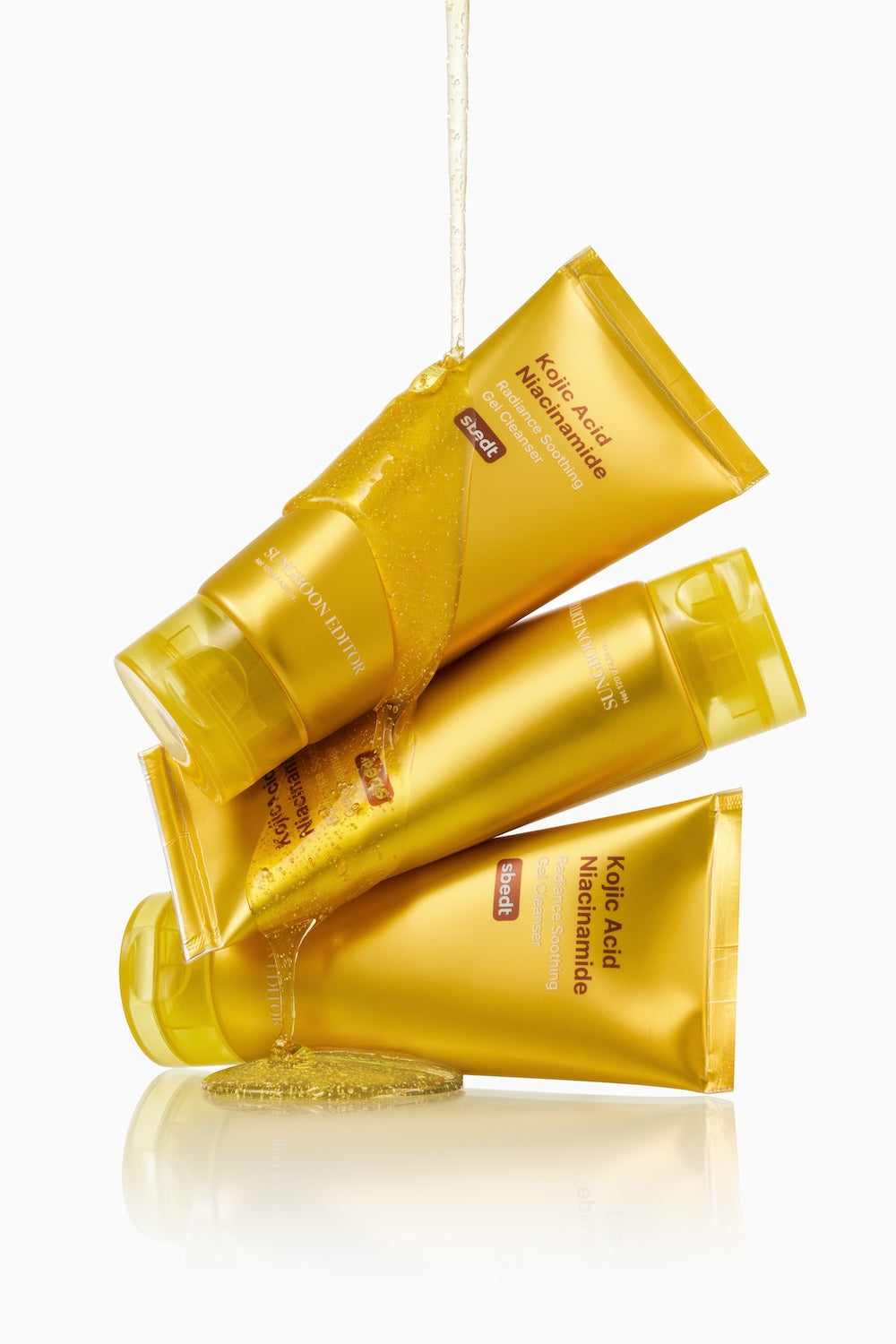 SUNGBOON EDITOR Kojic Acid Niacinamide Radiance Soothing Gel Cleanser 120g — official product image 4