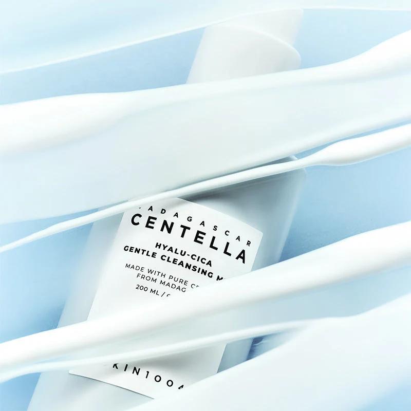 SKIN1004 Madagascar Centella Hyalu-Cica Gentle Cleansing Milk 200ml — official product image 4